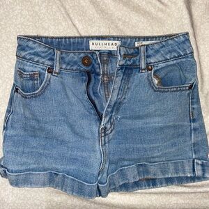 bullhead jean shorts